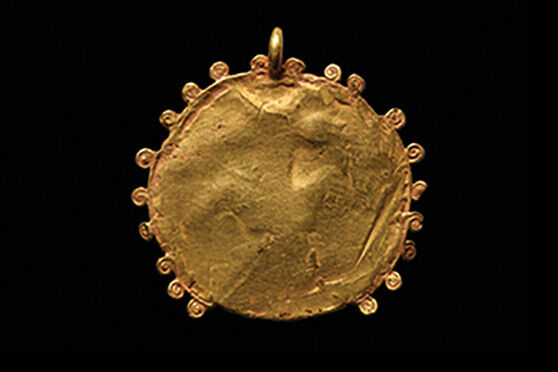 Fine Cast Heavy Gold Pre Columbian Gold Eagle Pendant ca 800 -1200 AD