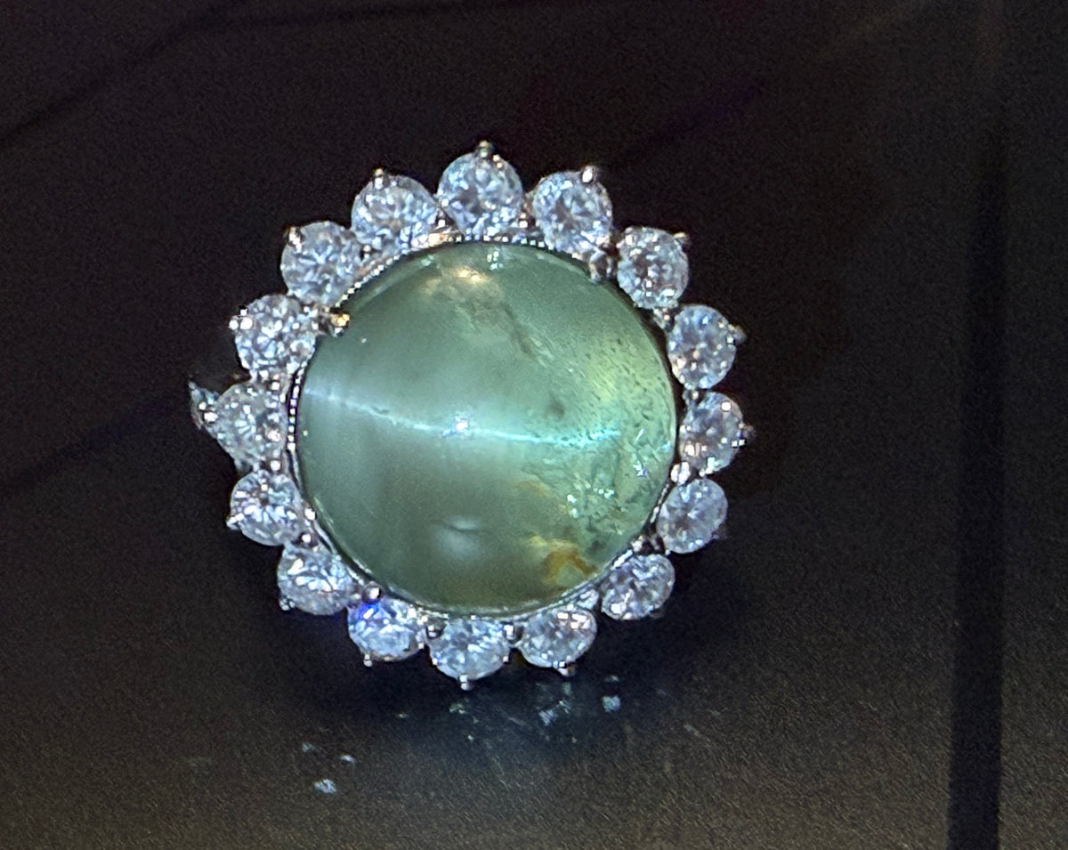 Stunning 19.64 carat Cat's-Eye Alexandrite, Diamond, White Gold Ring GIA RARE!